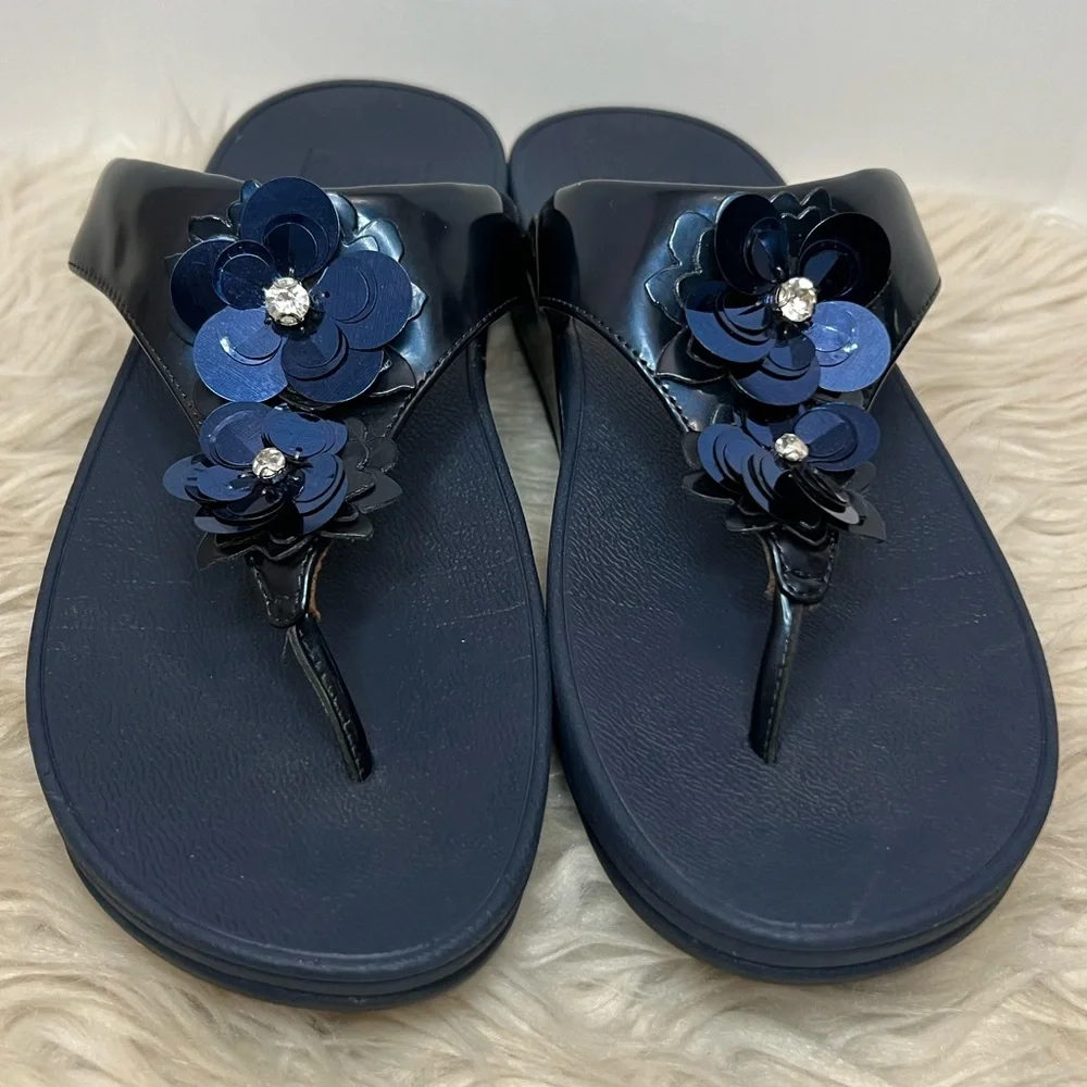 FitFlop‎ Lulu Flower Patent Toe-Thongs Meteor Blue Size 9